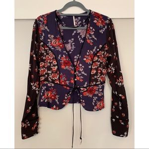 Free People | Floral V-Neck Blouse | Small